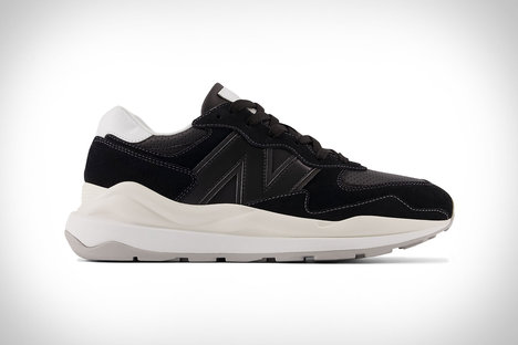 New Balance 57/40 Black Sea Salt Sneakers New Balance 57/40 Black Sea Salt Sneakers