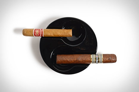 ヌード利他主義者シガー灰皿