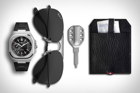 Everyday Carry: Reserve Everyday Carry: Reserve