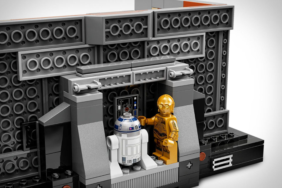 LEGO Death Star Trash Compactor Diorama Uncrate