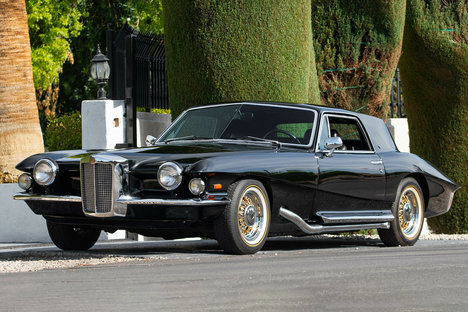 Elvis Presley's 1971 Stutz Blackhawk Elvis Presley's 1971 Stutz Blackhawk