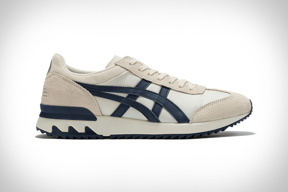 Onitsuka Tiger Uncrate