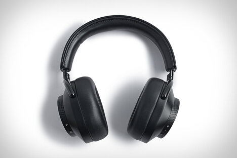 Master & Dynamic MW75 ANC Headphones Master & Dynamic MW75 ANC Headphones