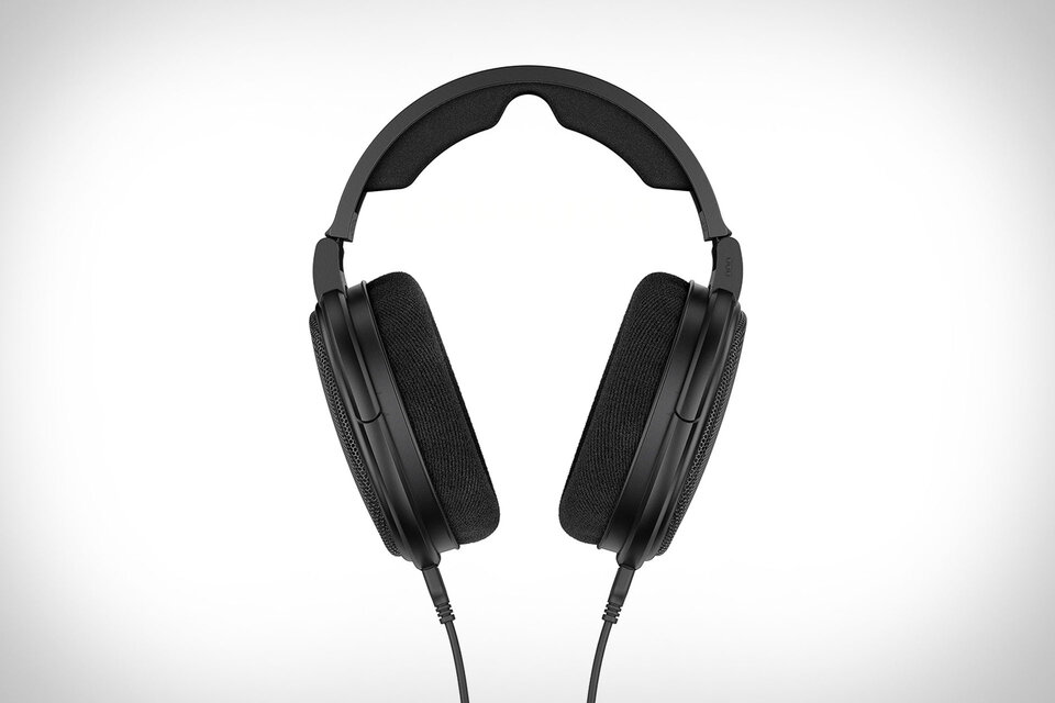 Beats x Fragment Fit Pro Earphones | Uncrate Beats x Fragment Fit Pro Earphones | Uncrate