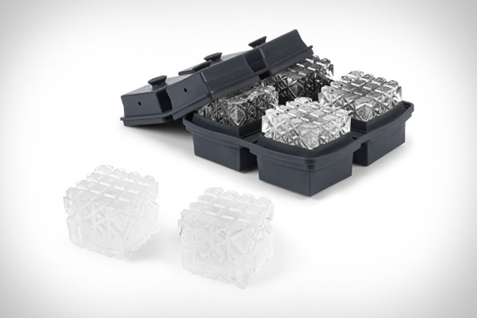 Crystal Cube Ice Tray Uncrate