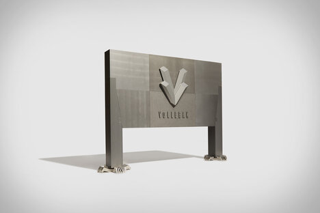 Vollebak Mars Billboard Vollebak Mars Billboard