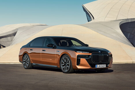 2024 BMW i7 M70 xDrive EV 2024 BMW i7 M70 xDrive EV