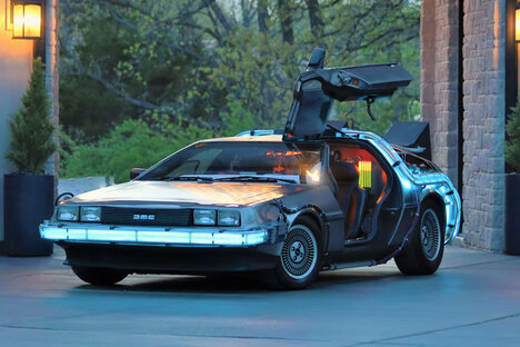 1981 DeLorean DMC-12 BTTF Conversion