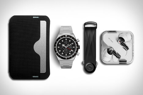 Everyday Carry: Seamless Everyday Carry: Seamless