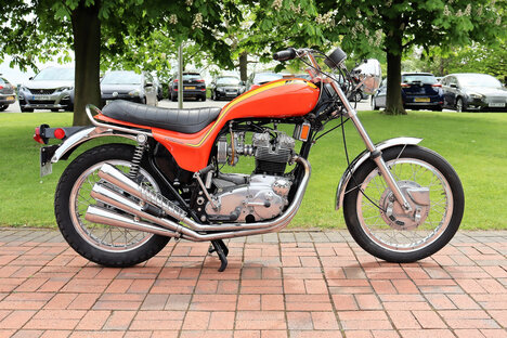 BSA 凯旋 X-75 飓风工厂原型