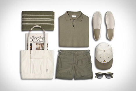 Garb: Tourist Garb: Tourist