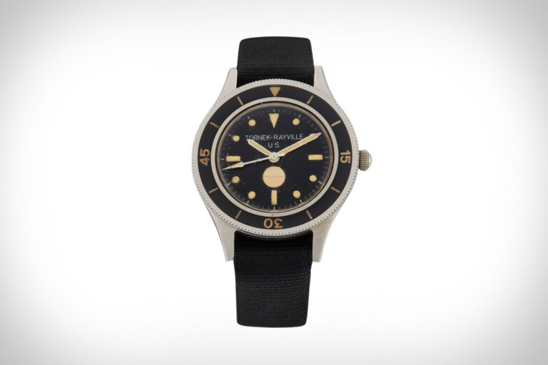 Military-Issued Tornek-Rayville TR-900 Dive Watch