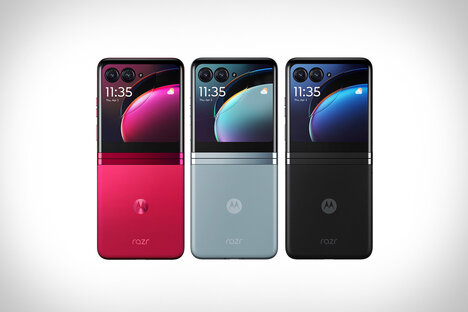 2023 Motorola Razr+ 2023 Motorola Razr+