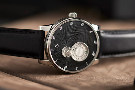 Trilobe x Hodinkee Nuit Fantastique Watch Trilobe x Hodinkee Nuit Fantastique Watch