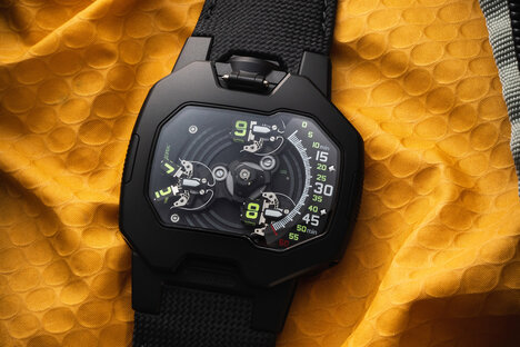 Urwerk UR-120 Space Black Watch