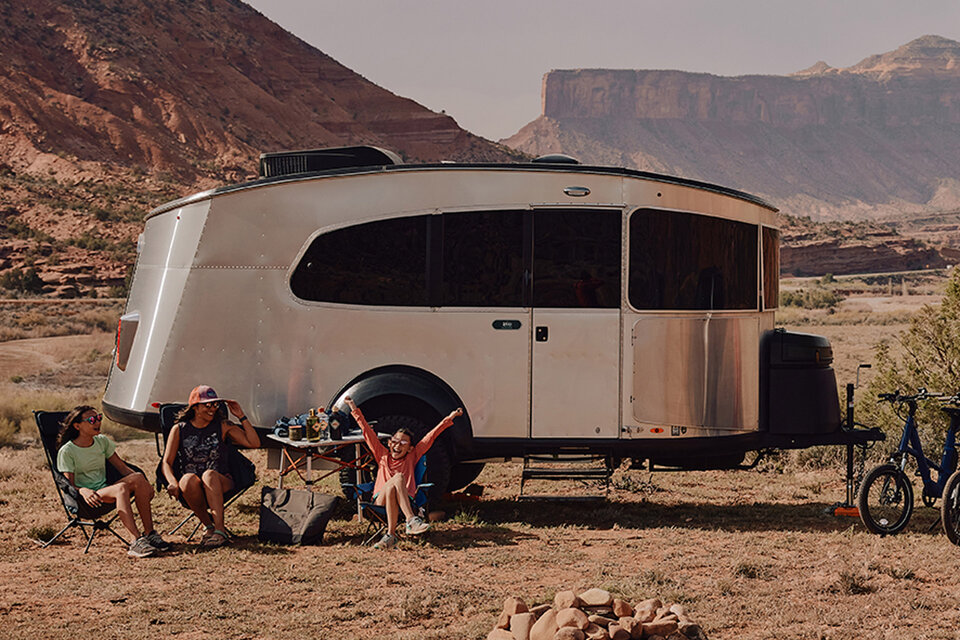 Airstream x REI Coop SE Basecamp 20X Camper Uncrate