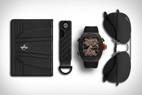Everyday Carry: Pit Stop Everyday Carry: Pit Stop