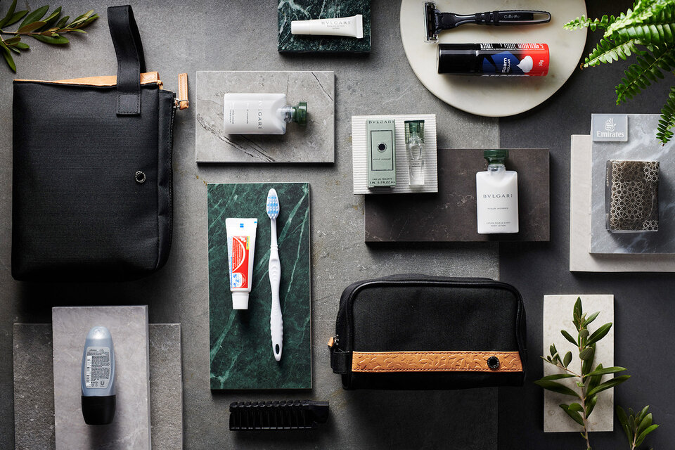 エミレーツ航空 ブルガリ ビジネスクラス アメニティ emirates-amenitykits-thumb-