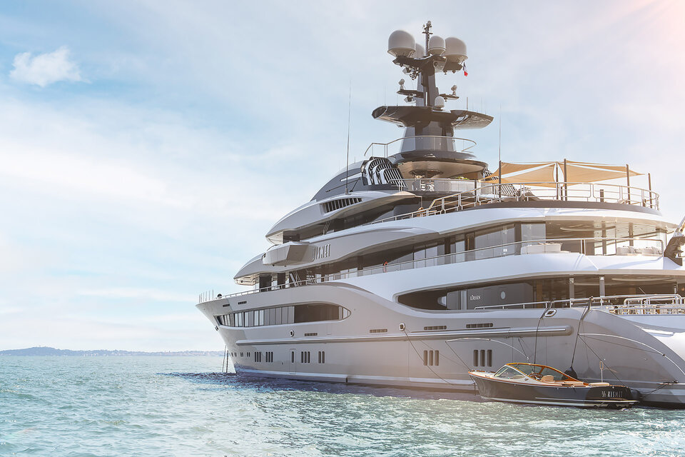 kismet-a-luxurious-superyacht-by-lurssen-uncrate