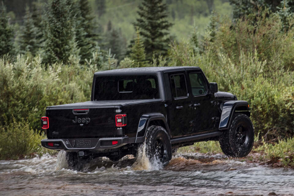 2024 Jeep Gladiator Truck Uncrate