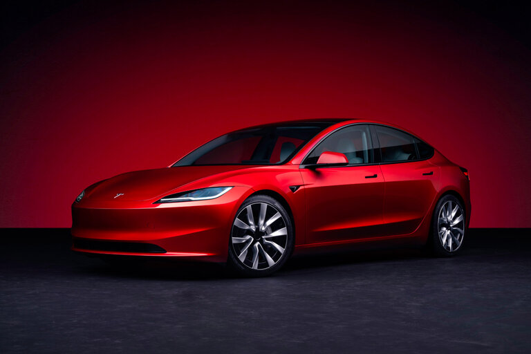 2024 Tesla Model 3 EV