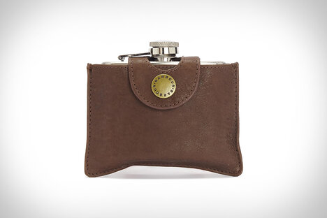Barbour Leather Wrapped Hinged Flask Barbour Leather Wrapped Hinged Flask