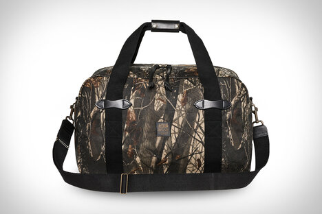 Filson RealTree Hardwoods Camo Duffle Bag Filson RealTree Hardwoods Camo Duffle Bag