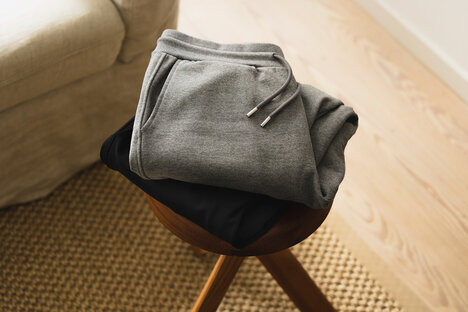 L&#39;Estrange Sweatshirts und Kapuzenpullover