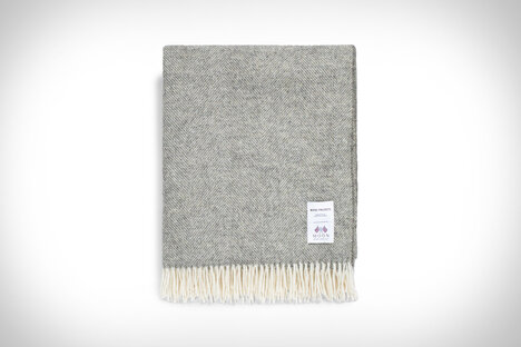 Norse Projects Moon Lambswool Blanket Norse Projects Moon Lambswool Blanket