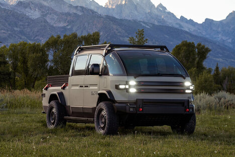 Canoo American Bulldog LTV