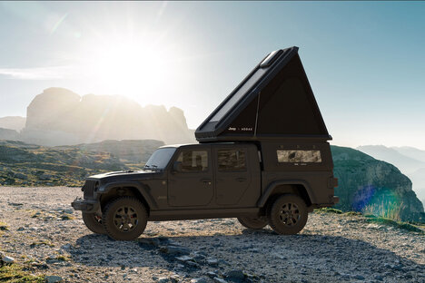 Jeep x Addax Gladiator Overlanding Camper Jeep x Addax Gladiator Overlanding Camper