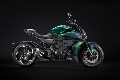 Ducati Diavel for Bentley Motorcycle Ducati Diavel for Bentley Motorcycle