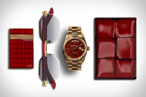 Everyday Carry: Kris Kringle Everyday Carry: Kris Kringle