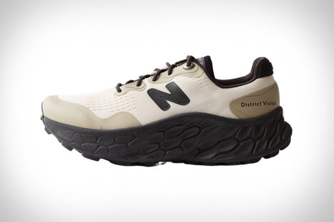 New Balance x District Vision 越野跑鞋