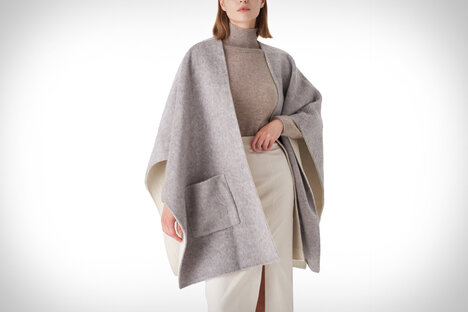 Pissenlit Reversible Cashmere Silk Cape Pissenlit Reversible Cashmere Silk Cape