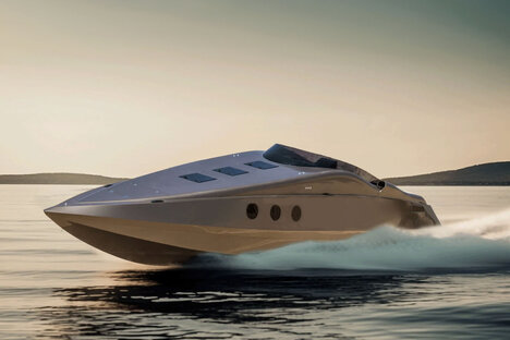 Mayla GT Carbon Fiber Superboat