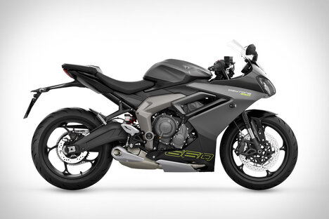 Triumph Daytona 660 Motorcycle Triumph Daytona 660 Motorcycle