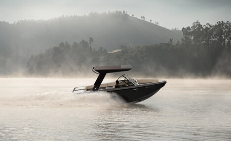 Arc Sport 电动尾波划艇