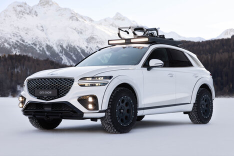 Genesis GV70 Snow Prototype Genesis GV70 Snow Prototype