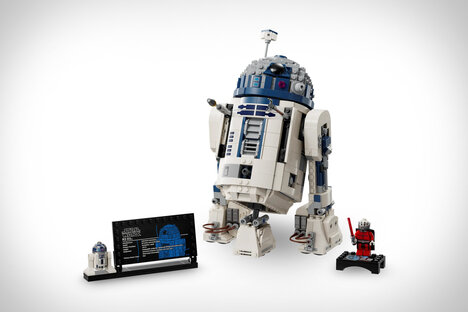 LEGO R2-D2 LEGO R2-D2