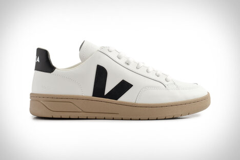 Veja V-12 Sneakers Veja V-12 Sneakers