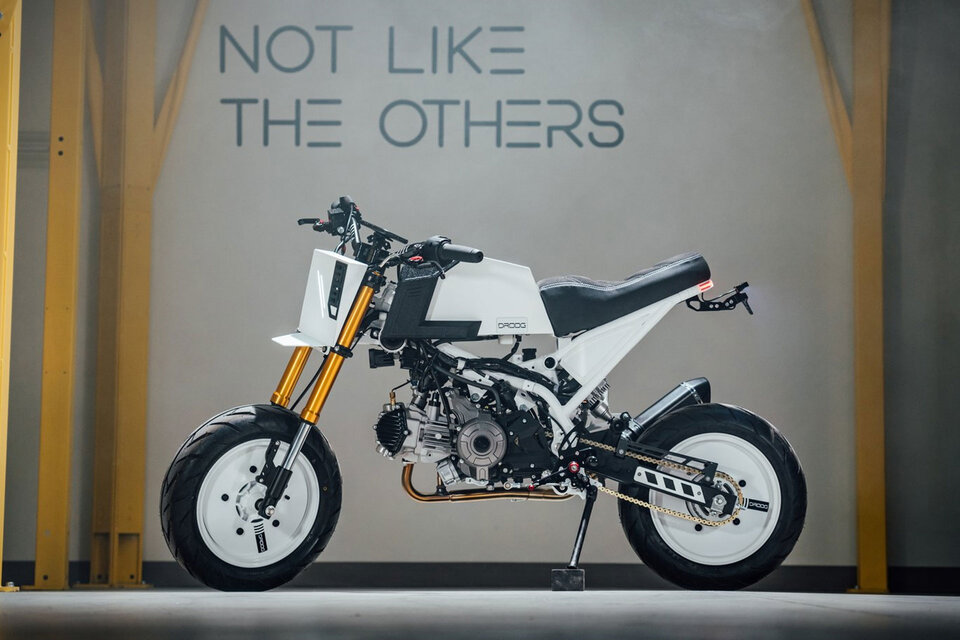 Droog Moto Mini Fighter Tormenta Motorcycle Uncrate