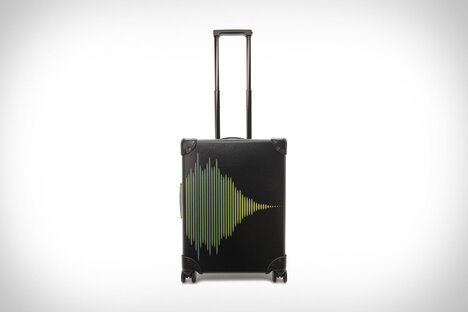 グローブ・トロッター x アストンマーティン AMR24 キャリーオン