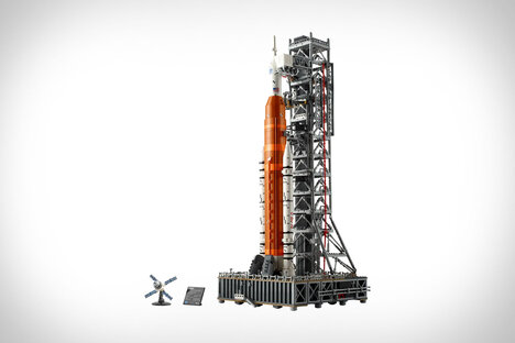 LEGO NASA Artemis Space Launch System LEGO NASA Artemis Space Launch System