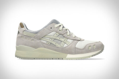 ASICS Gel-Lyte III OG Light Dust Sneakers ASICS Gel-Lyte III OG Light Dust Sneakers
