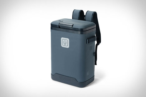 Brümate MagPack Soft Cooler
