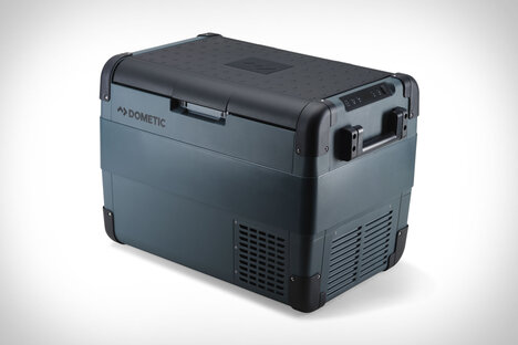 Dometic CFX2 57 Electric Cooler Dometic CFX2 57 Electric Cooler