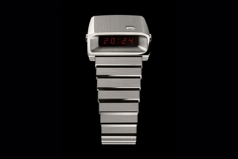 Girard-Perregaux Casquette 2.0 Saint Laurent 02 Watch Girard-Perregaux Casquette 2.0 Saint Laurent 02 Watch