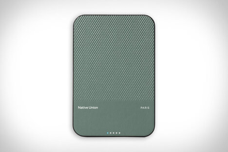 ネイティブユニオン (Re)Classic マグネティックパワーバンク