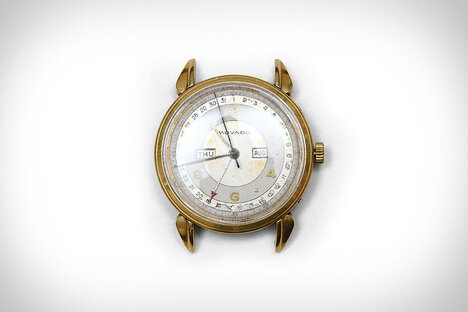 Winston Churchill's 1946 Movado Calendograf Watch Winston Churchill's 1946 Movado Calendograf Watch